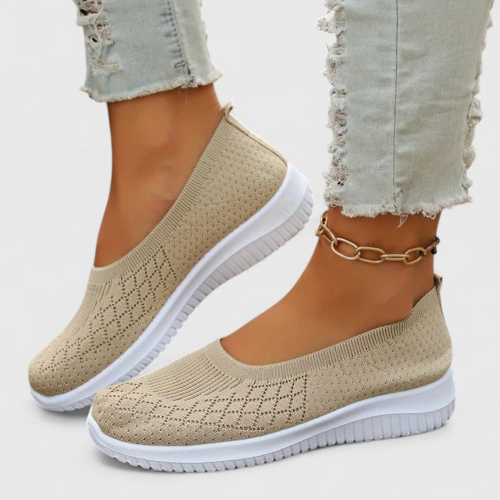 Zoe - Orthopedic Slip-Ons