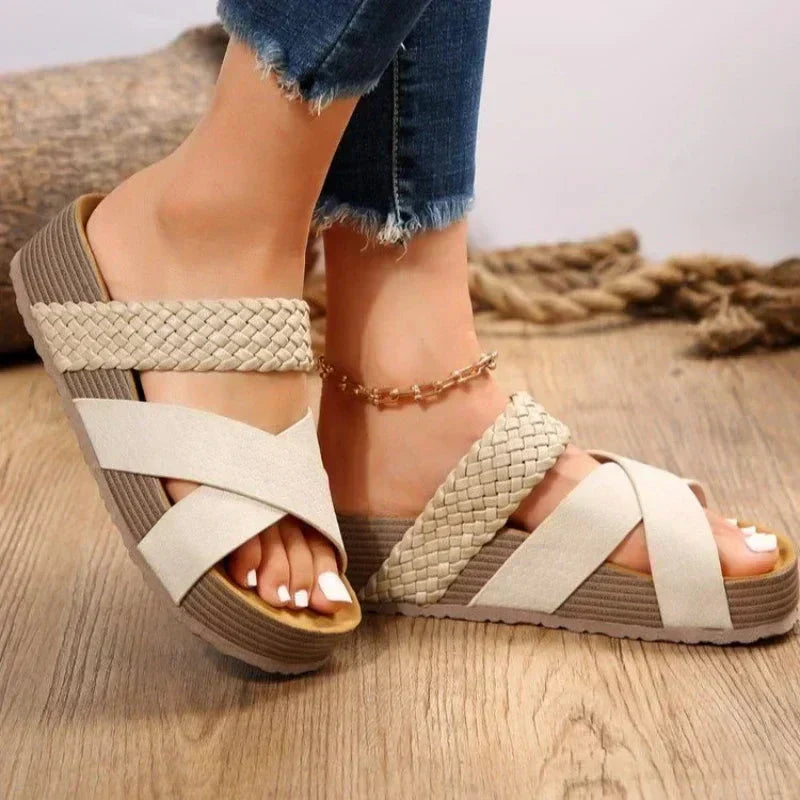 Cora - Comfortable Orthopedic Sandals