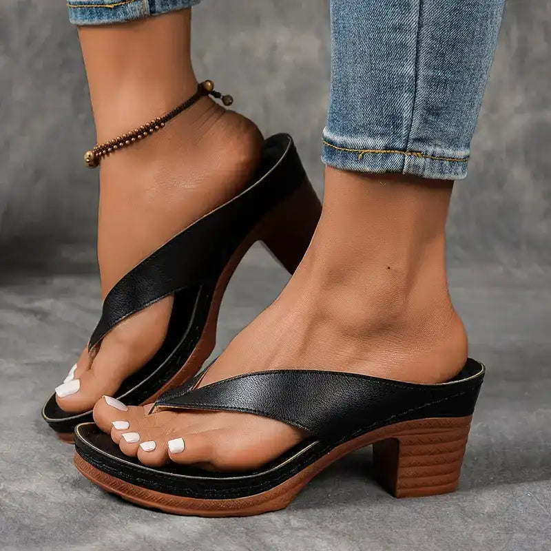 Gabrielle - Elegant Relaxed Sandals