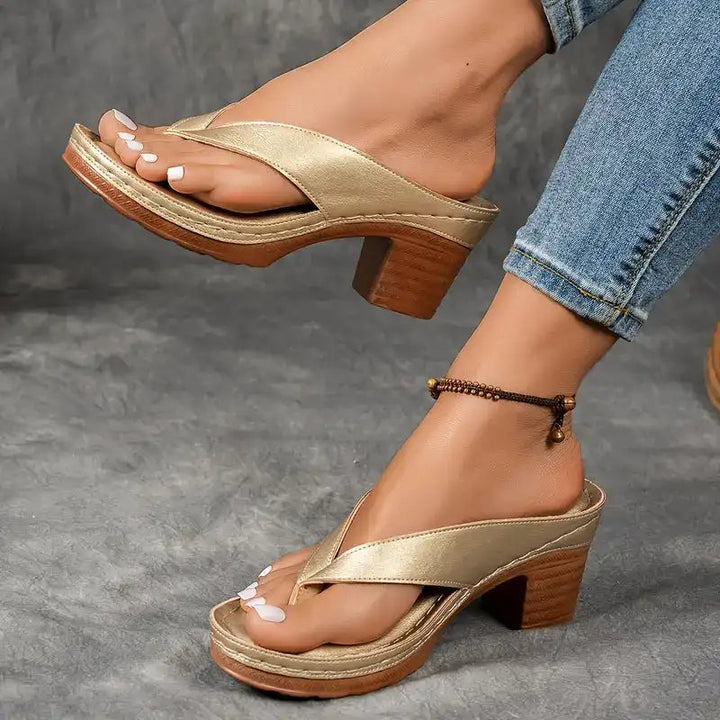 Gabrielle - Elegant Relaxed Sandals